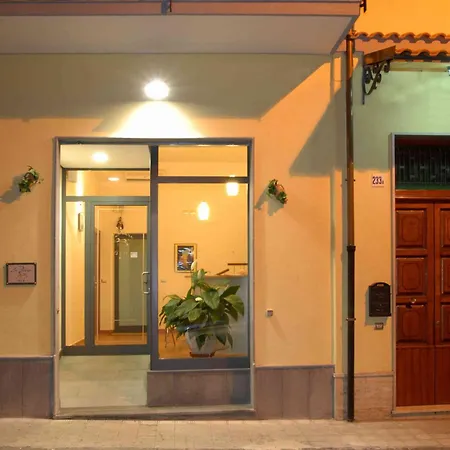 吉艾尔住宿加早餐旅馆 4*