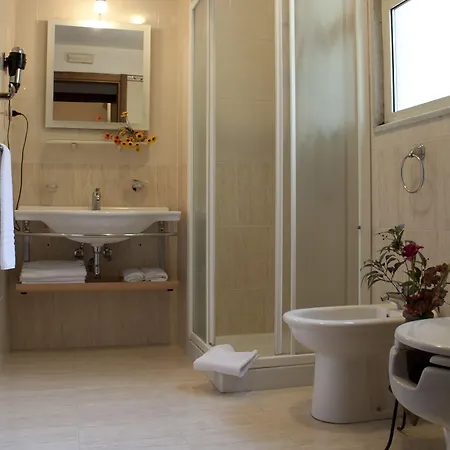 吉艾尔住宿加早餐旅馆 里波斯托