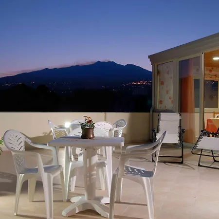 住宿加早餐酒店 吉艾尔住宿加早餐旅馆 4*