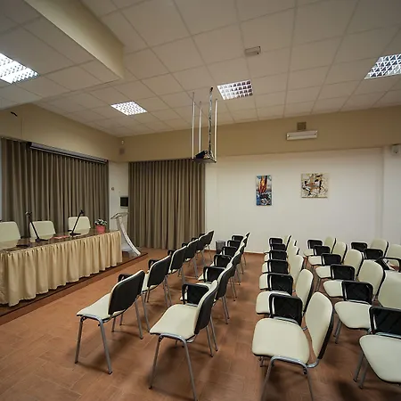 吉艾尔住宿加早餐旅馆 4* 里波斯托