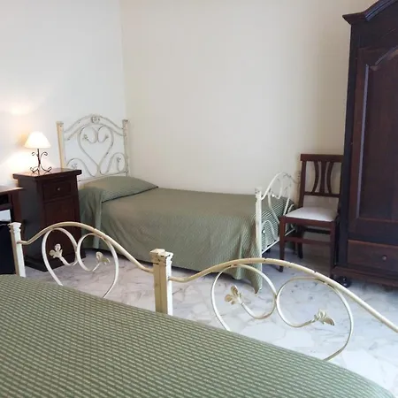 住宿加早餐酒店 吉艾尔住宿加早餐旅馆 里波斯托