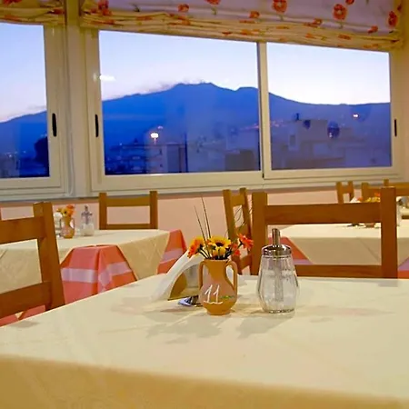 Le Giare Bed and Breakfast Riposto