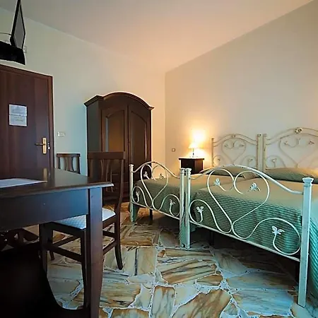 Le Giare Bed and Breakfast 4*