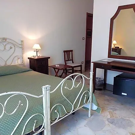 Le Giare Bed and Breakfast Riposto