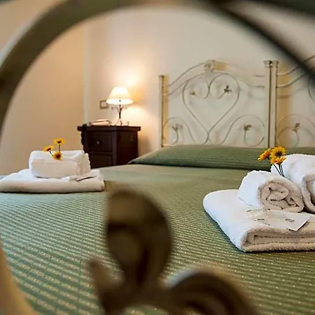 Le Giare B&B 리포스토