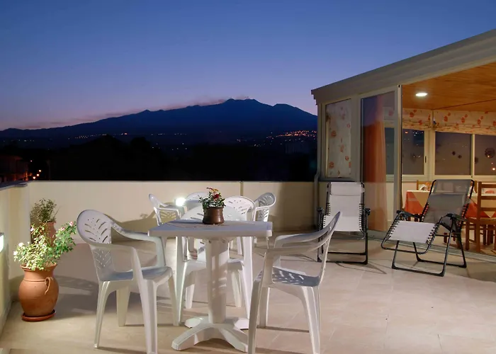 לינה וארוחת בוקר Le Giare 4*